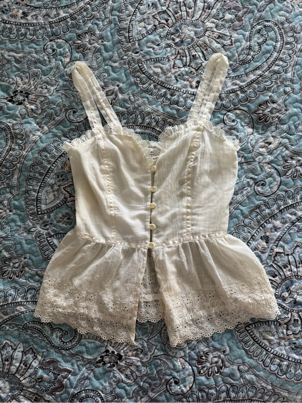Vintage Women’s Cream Lace Peplum Button-Front Tank Top